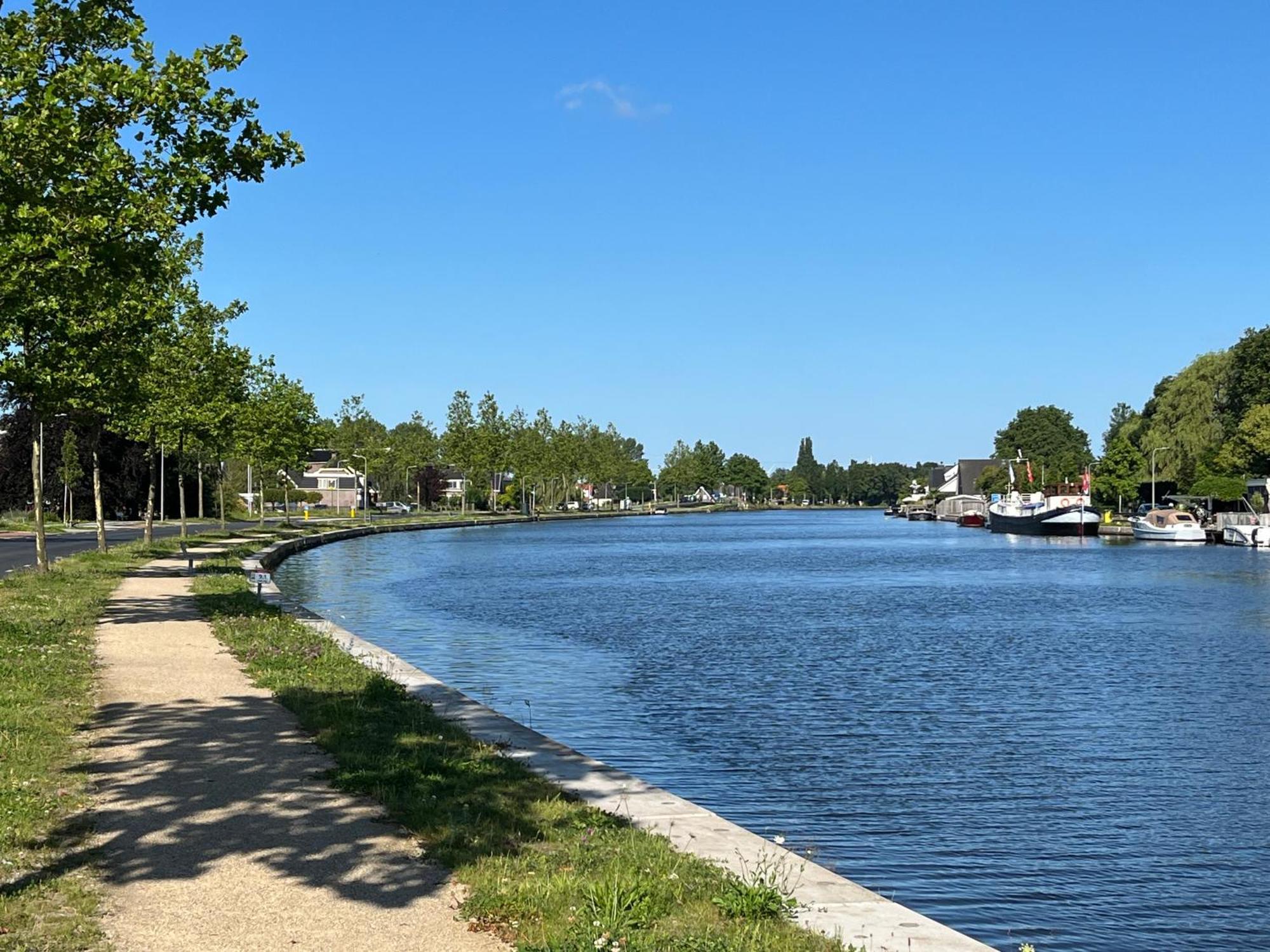 Lodges Near The Rhine - Sustainable Residence Hazerswoude-Rijndijk Buitenkant foto